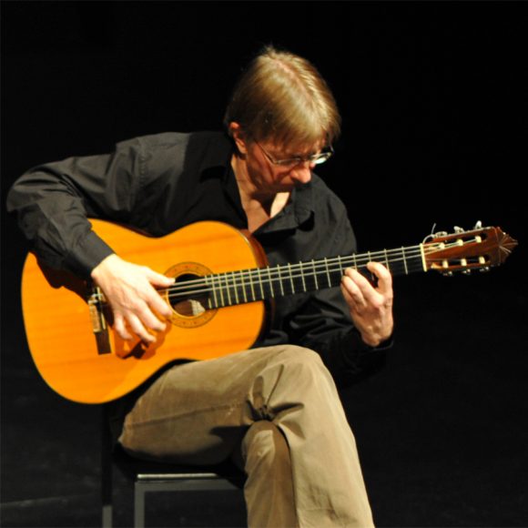Tierra lejana – kitaramusiikkia Argentiinasta Kangasala-talossa 25.8.2022.