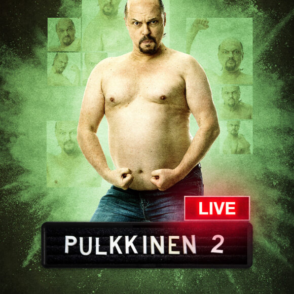 Pulkkinen Live 2 töräyttää Kangasala-talon lavalle Pulkkisen kakkoskauden hahmot tiukasti aikaamme pureutuvissa sketseissä 6.4.2023.