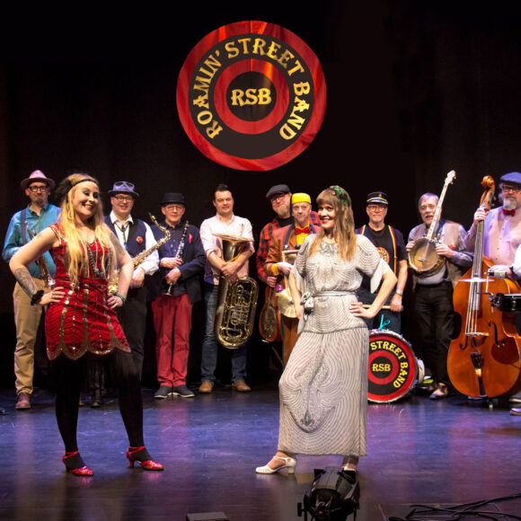 Roamin' Street Band ja Masa Orpana Honk vievät sinut New Orleansin tunnelmiin Kangasala-talon klubi-illassa 24.10.2025.