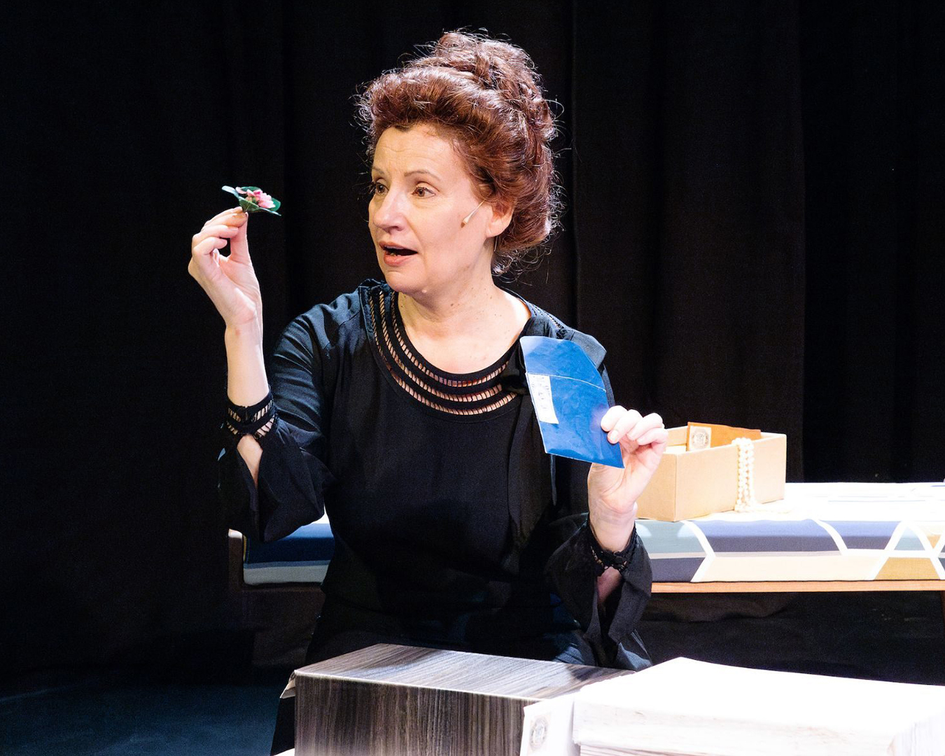 Elina Mustosen musiikkiteatteriesitys tuo lavalle Olga Knipperin ja Anton Tšehovin rakkaustarinan Kangasala-talossa 25.2.2026. Mukana Olli Mustosen säveltämä musiikki ja Johanna Freundlichin käsikirjoitus.