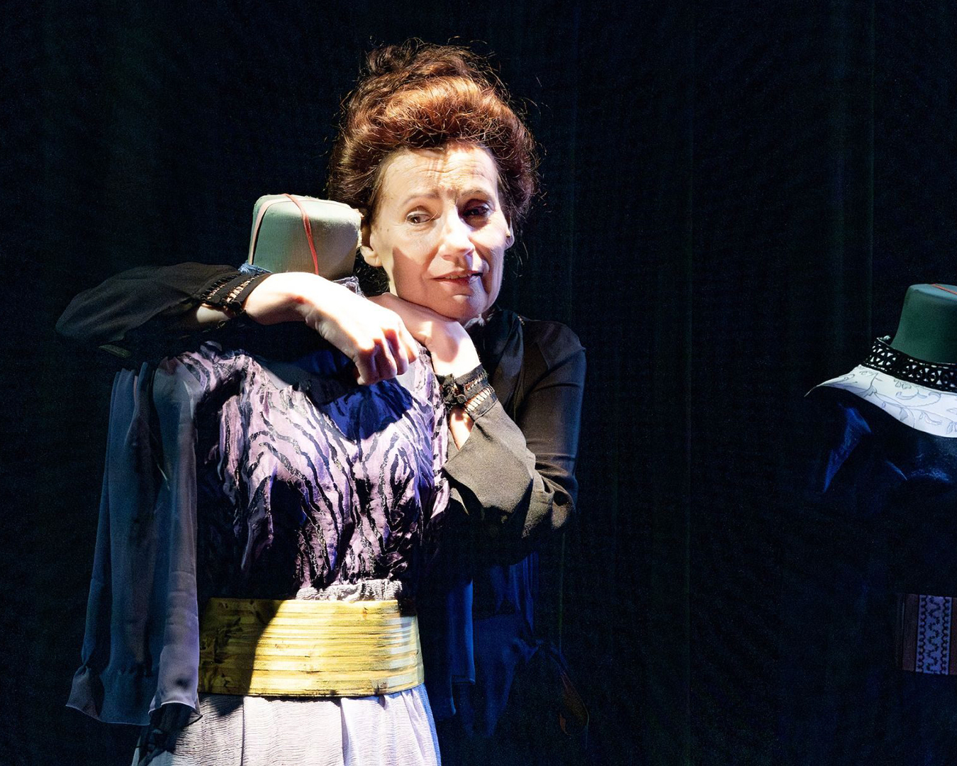 Elina Mustosen musiikkiteatteriesitys tuo lavalle Olga Knipperin ja Anton Tšehovin rakkaustarinan Kangasala-talossa 25.2.2026. Mukana Olli Mustosen säveltämä musiikki ja Johanna Freundlichin käsikirjoitus.