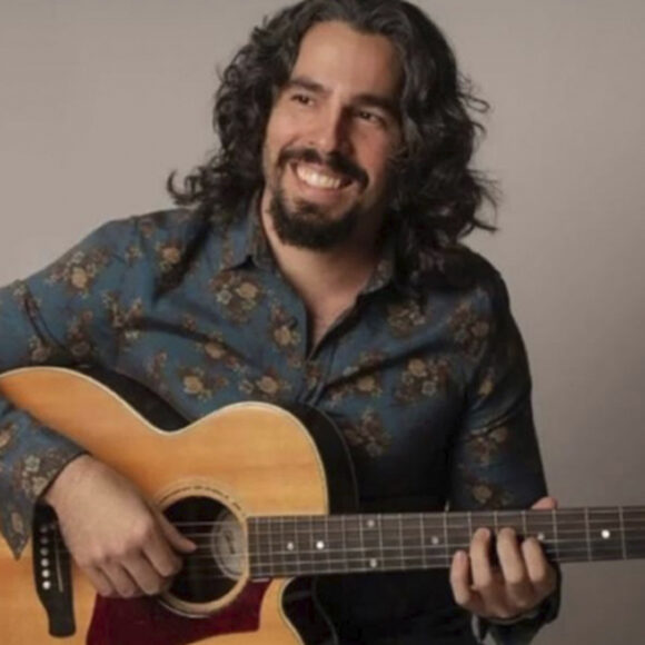 Lucas Imbiriba – Guitar on Fire Kangasala-talossa 23.5.2026! Koe brasilialaisen taiturikitaristin upeat versiot klassikkokappaleista.