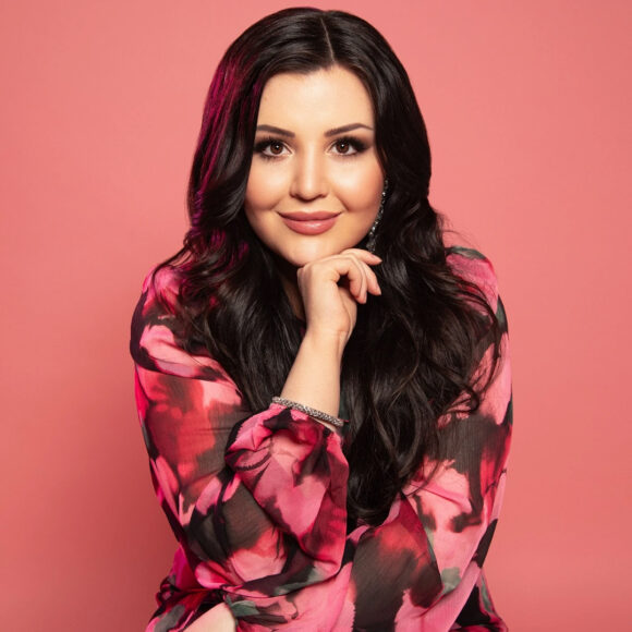 Koe Diandran keväinen konsertti Kangasala-talossa 23.4.2026! Upeaääninen Diandra tulkitsee koskettavia klassikoita valon ja kevään hengessä.