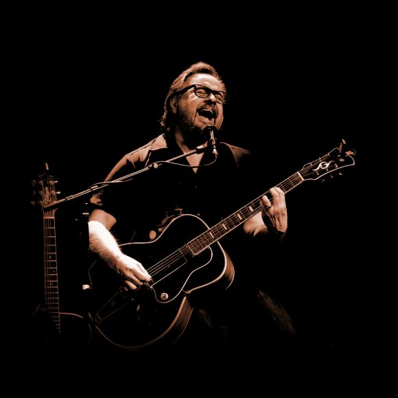 Kangasalan kultakurkku Heikki Hela saapuu Kangasala-taloon 3.10.2026 Hillitön hopeinen kuukausi -kiertueellaan. Luvassa Helan rakastetuimmat laulut ja tarinat niiden takana. Tule viettämään ilta suomalaisen viihteen moniottelijan kanssa!