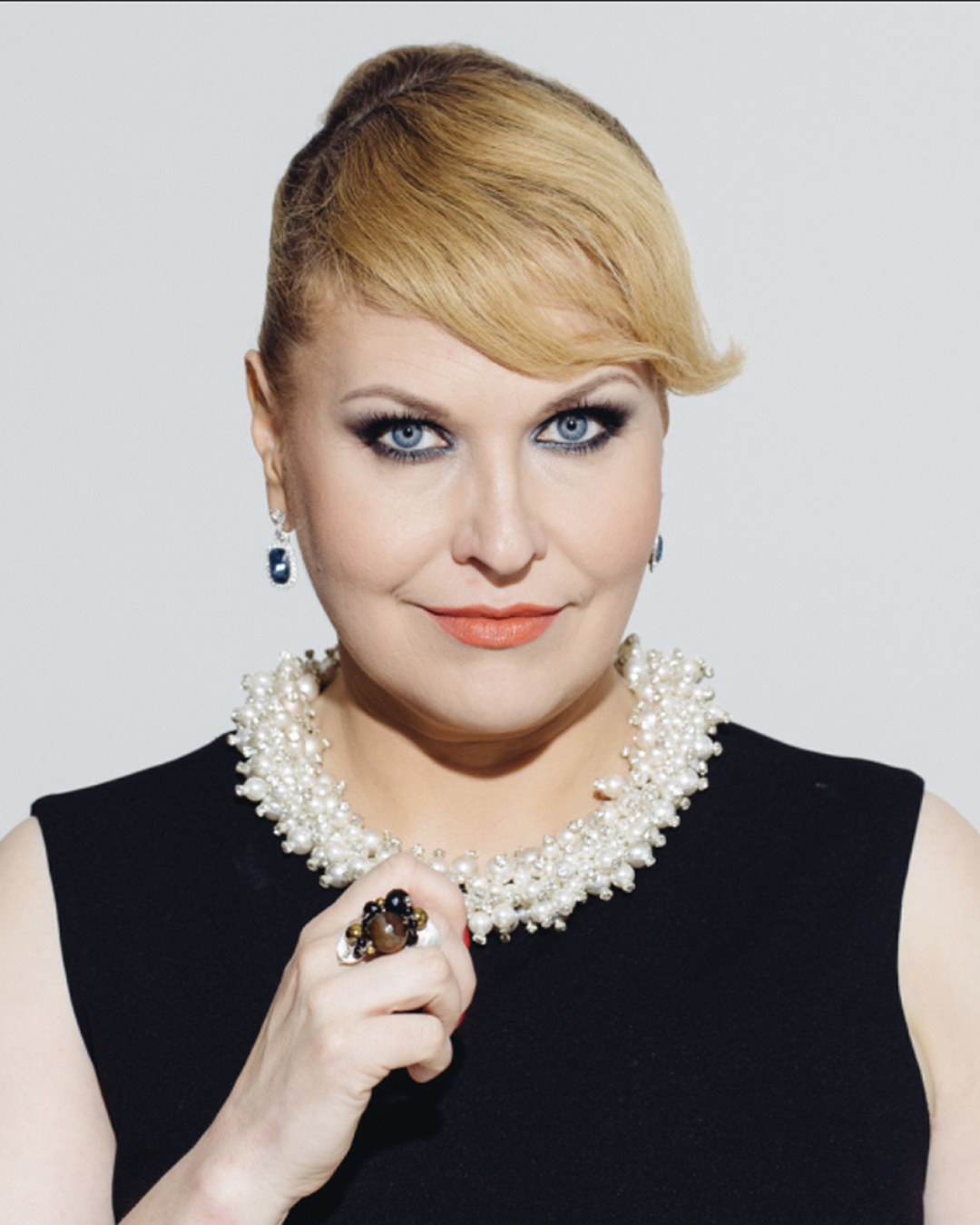 Johanna Försti tuo joulun tunnelman Kangasala-taloon 19.12.2026. Luvassa sielukas konsertti täynnä taiturillisia sovituksia. Tervetuloa!