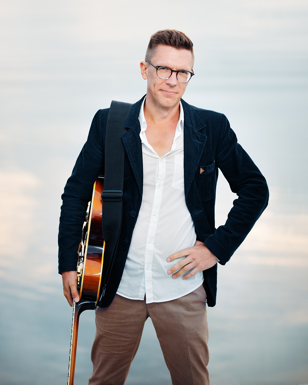 Yhdysvaltalainen Hammond‑urkujen mestari Brian Charette saapuu Kangasala‑taloon 23.9.2026 yhdessä Mathias Sandbergin ja Teppo Mäkysen kanssa. Groovaavaa soul‑jazzia kivenheiton päässä Tampereelta.