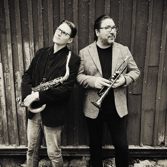 Hämeenlinna Big Band kunnioittaa Miles Davisia ja John Coltranea Kangasala-talossa 10.4.2027. Solisteina Jykä Ahola ja Masa Orpana.